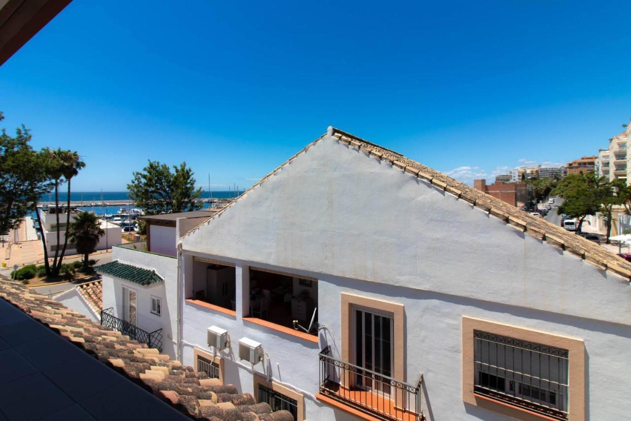 Room In Guest Room - Private Room In The Fishing Port Of Marbella Exterior foto