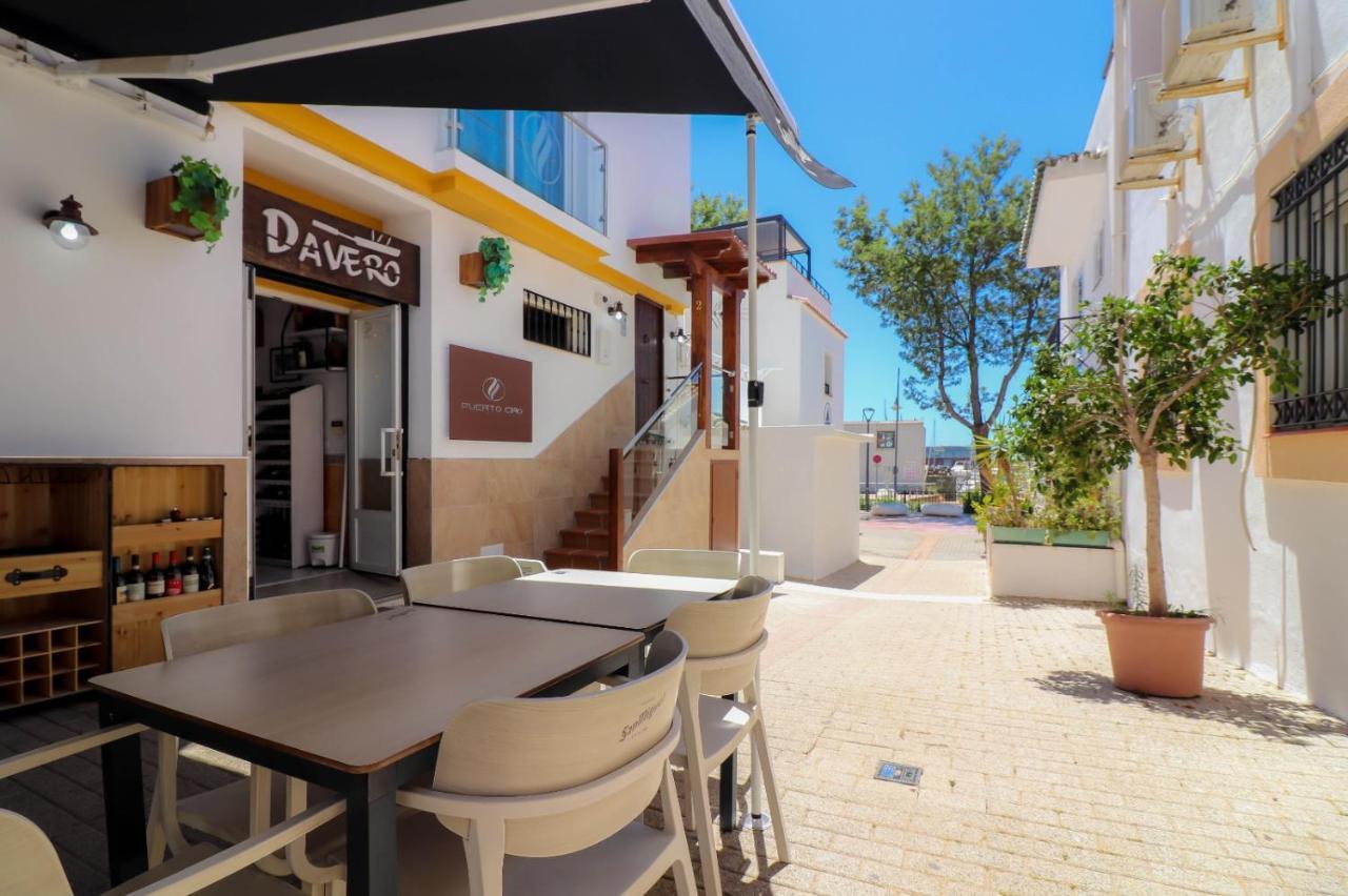 Room In Guest Room - Private Room In The Fishing Port Of Marbella Exterior foto